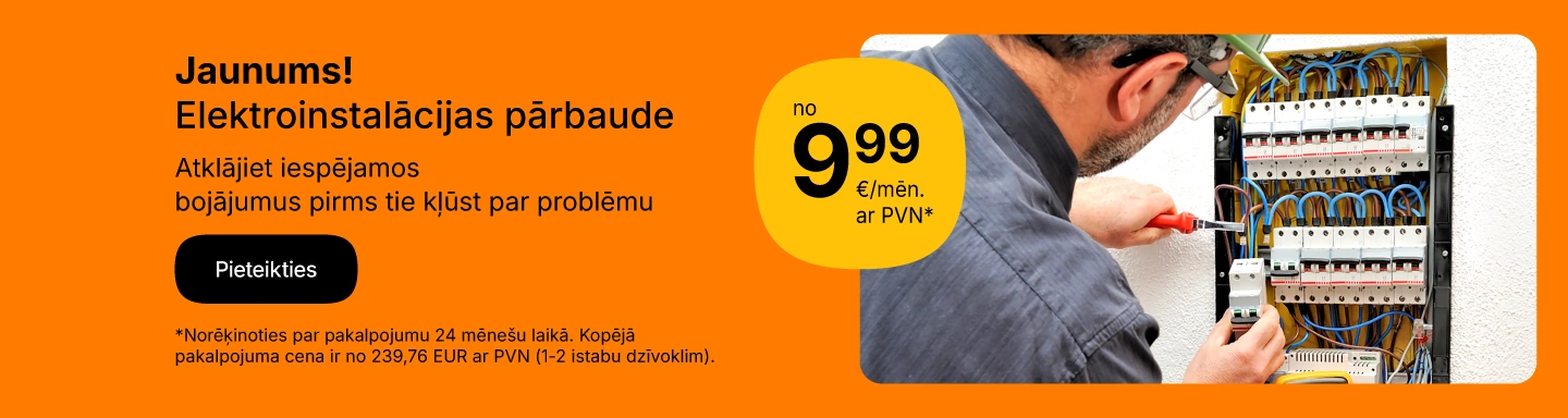 Elektro speciālists veic elektrības kontakta darbības pārbaudi